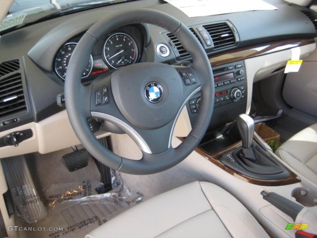 Taupe Interior 2010 BMW 1 Series 135i Coupe Photo #39088594