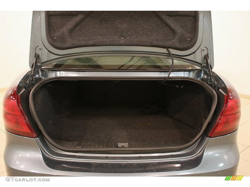 2006 Pontiac Grand Prix GT Sedan Trunk Photo #39088782