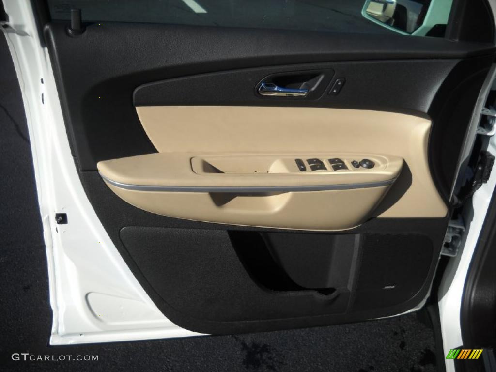 2011 GMC Acadia SLT AWD Cashmere Door Panel Photo #39089214