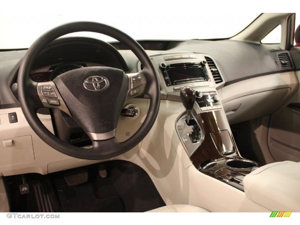 2010 Toyota Venza I4 Gray Dashboard Photo #39089898