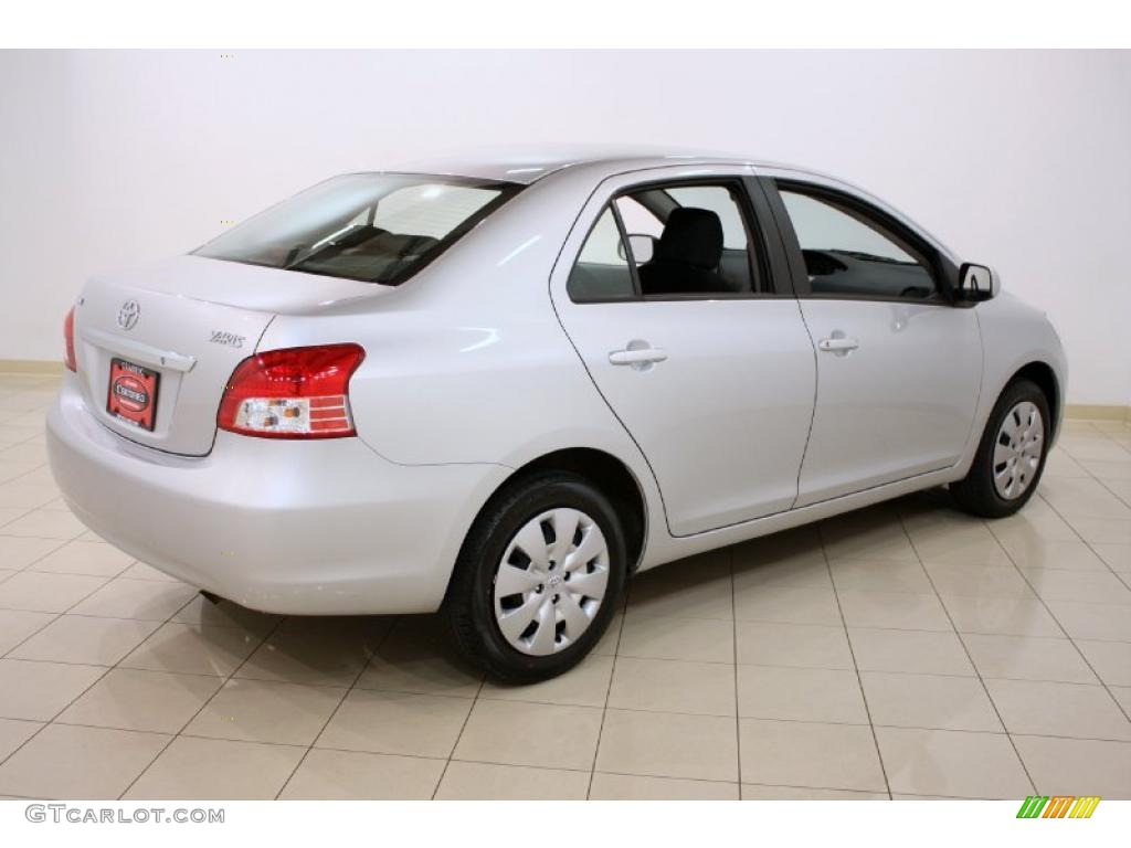 2009 Silver Streak Mica Toyota Yaris Sedan 39059866 Photo 7
