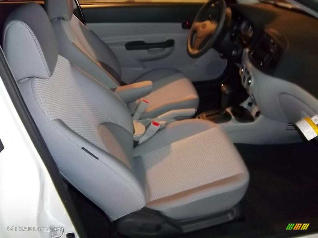 Gray Interior 2011 Hyundai Accent GS 3 Door Photo #39092518