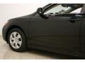 Black - Camry LE Photo No. 23