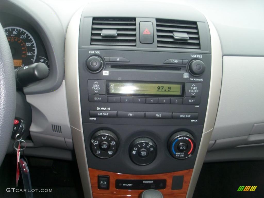 2009 Corolla XLE - Classic Silver Metallic / Ash photo #5