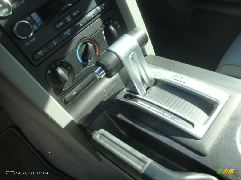2008 Mustang GT Premium Coupe - Brilliant Silver Metallic / Light Graphite photo #12