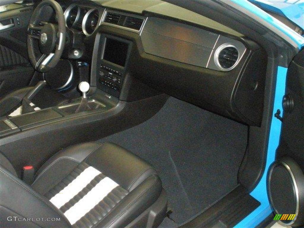 2010 Mustang Shelby GT500 Coupe - Grabber Blue / Charcoal Black/White photo #13
