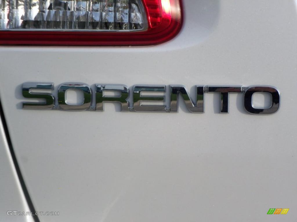 2011 Sorento SX V6 AWD - Snow White Pearl / Black photo #16