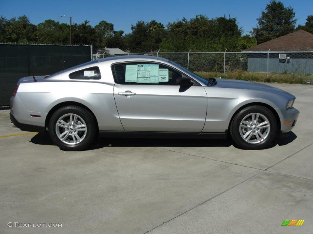 2011 Mustang V6 Coupe - Ingot Silver Metallic / Charcoal Black photo #2