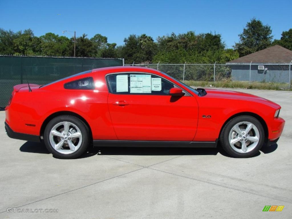 2011 Mustang GT Coupe - Race Red / Charcoal Black photo #2