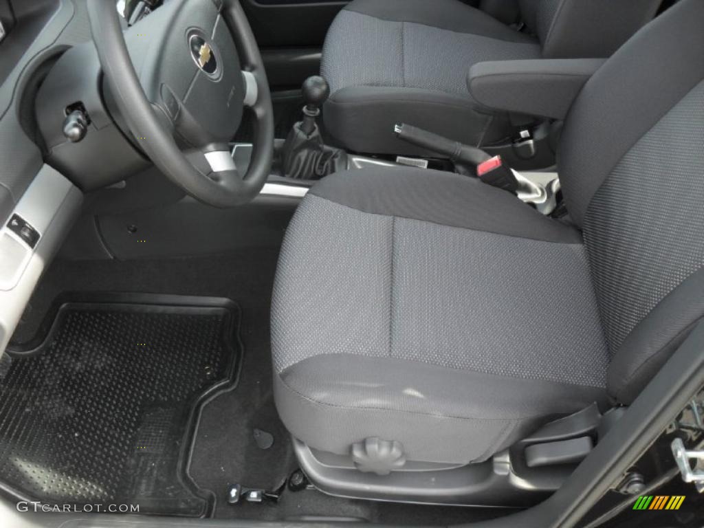 2010 Aveo LT Sedan - Black Granite / Charcoal photo #7