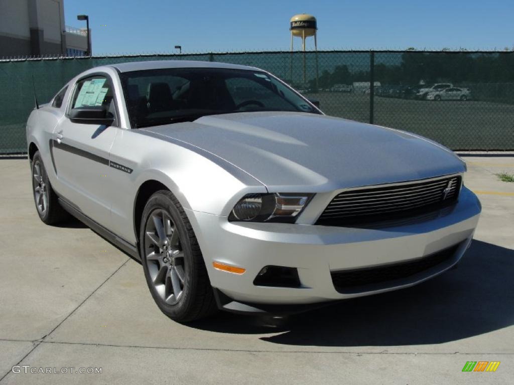 Ingot Silver Metallic 2011 Ford Mustang V6 Mustang Club of America Edition Coupe Exterior Photo #39099558