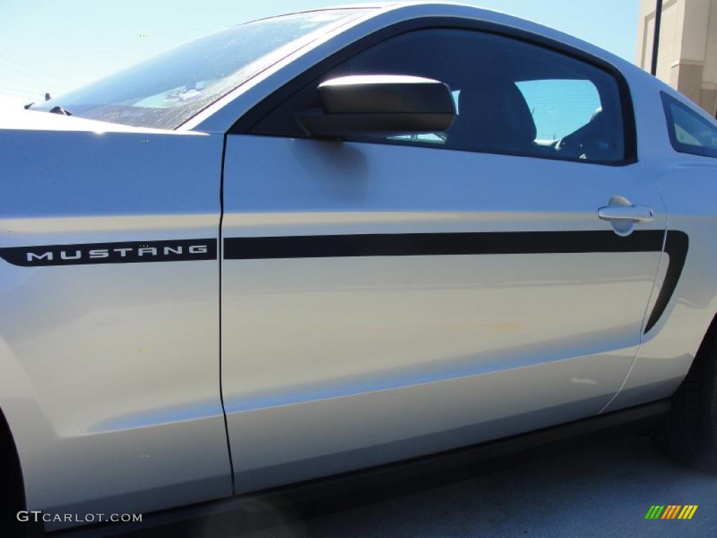2011 Mustang V6 Mustang Club of America Edition Coupe - Ingot Silver Metallic / Charcoal Black photo #12