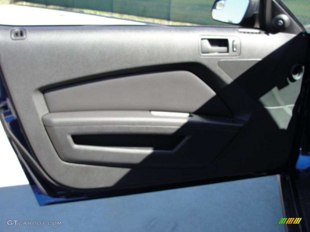 2011 Mustang V6 Coupe - Kona Blue Metallic / Charcoal Black photo #18
