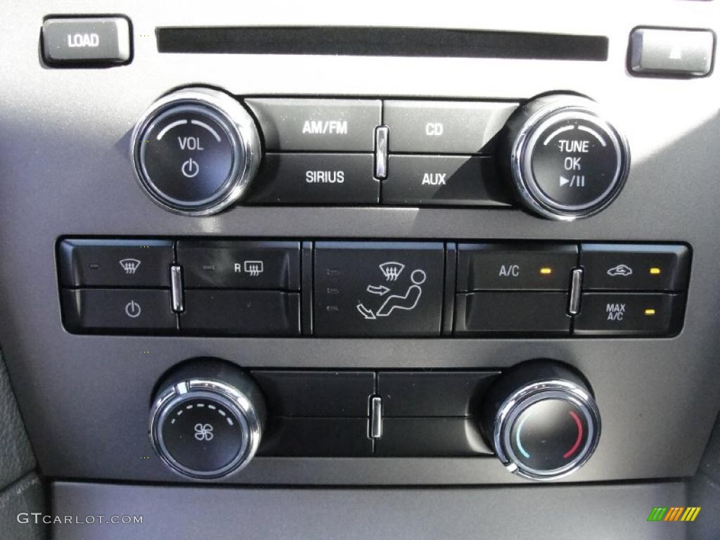 2011 Mustang V6 Coupe - Kona Blue Metallic / Charcoal Black photo #25