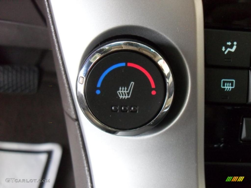 2011 Chevrolet Cruze LT Controls Photo #39101258
