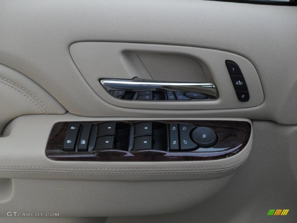 2011 Cadillac Escalade ESV Luxury AWD Controls Photo #39102941