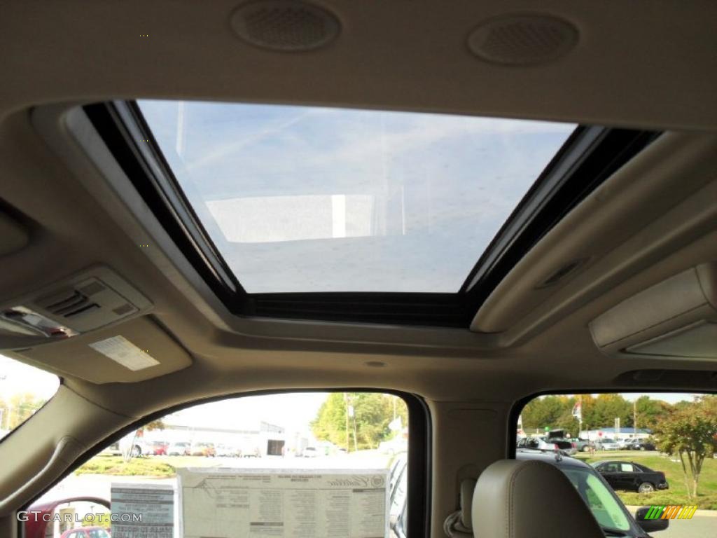 2011 Cadillac Escalade ESV Luxury AWD Sunroof Photo #39102969