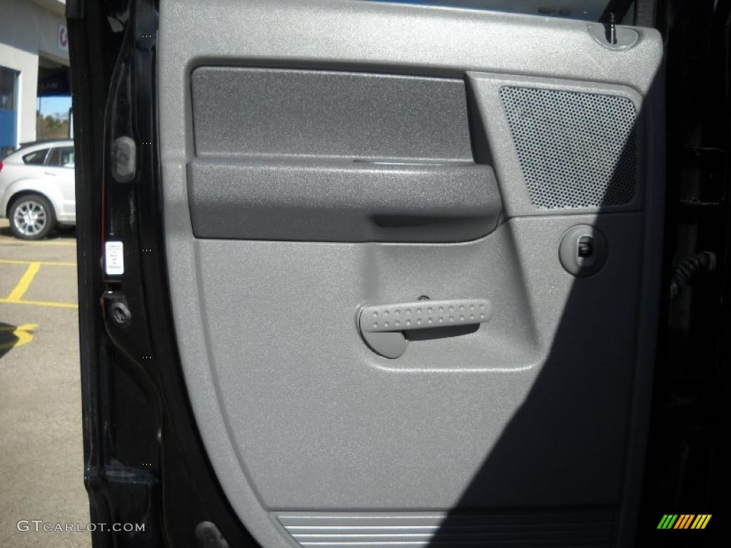 2006 Ram 1500 Sport Quad Cab 4x4 - Black / Medium Slate Gray photo #10
