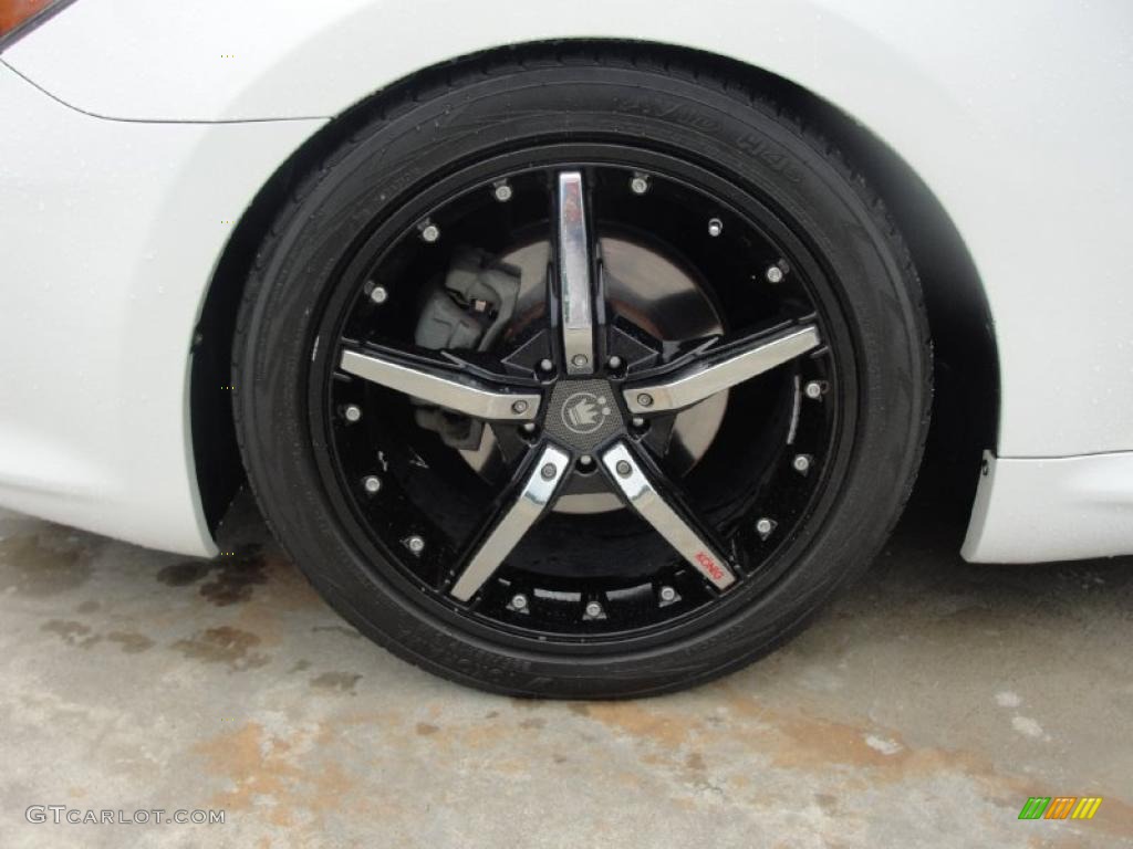 2005 Scion tC Standard tC Model Custom Wheels Photo #39105213