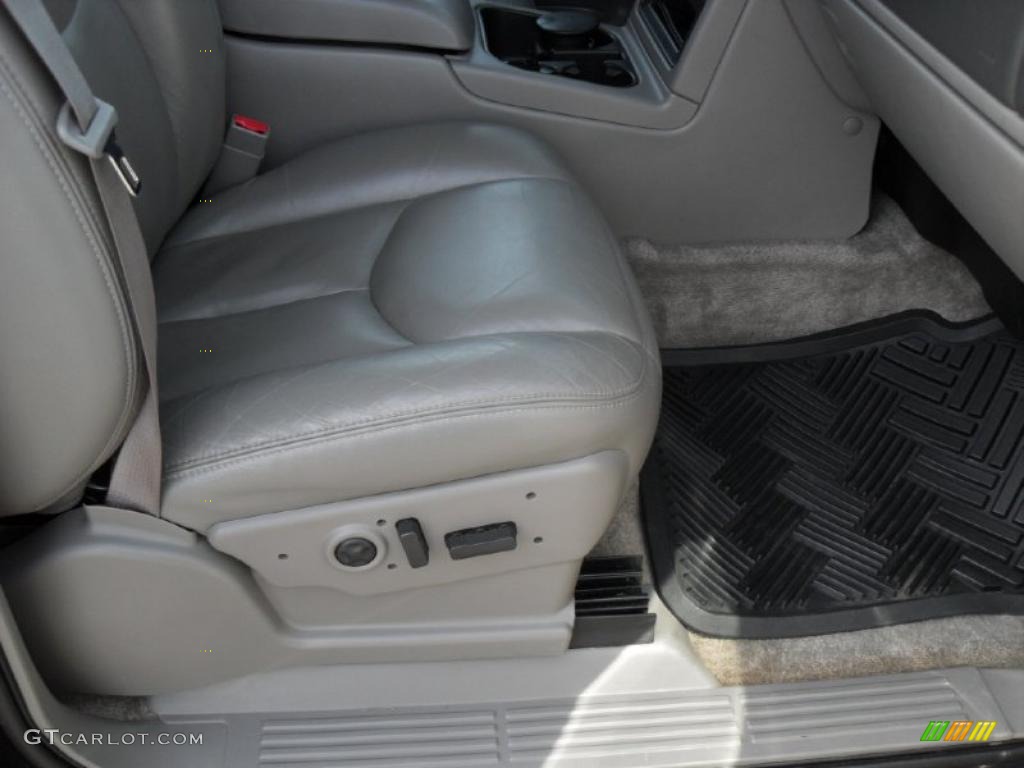 2003 Suburban 1500 Z71 4x4 - Dark Green Metallic / Gray/Dark Charcoal photo #22