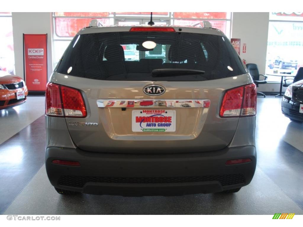 2011 Sorento LX AWD - Titanium Silver / Black photo #6