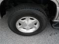 2005 GMC Yukon SLE Wheel and Tire Photo