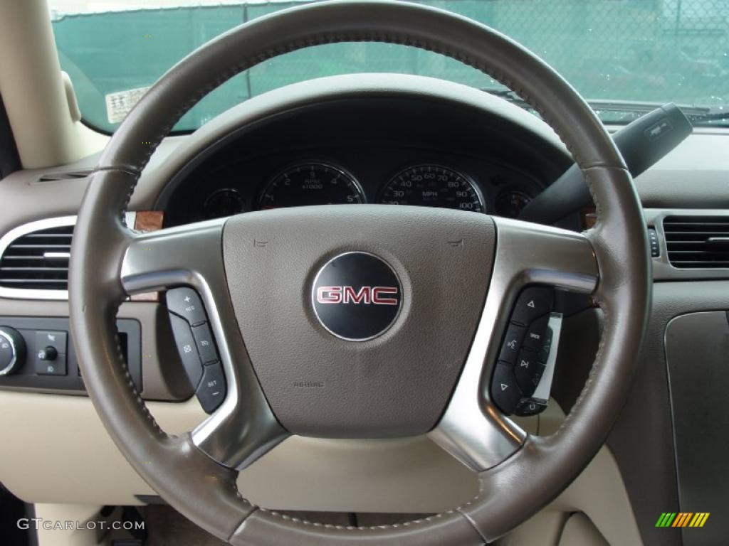 2007 GMC Yukon XL 1500 SLT Light Tan Steering Wheel Photo #39109733