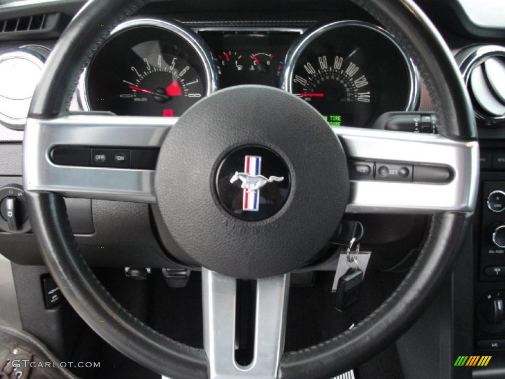 2008 Ford Mustang GT Premium Coupe Dark Charcoal Steering Wheel Photo #39110385