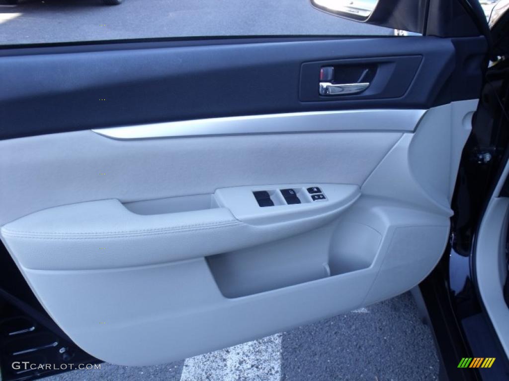 2010 Subaru Outback 2.5i Premium Wagon Warm Ivory Door Panel Photo #39110417