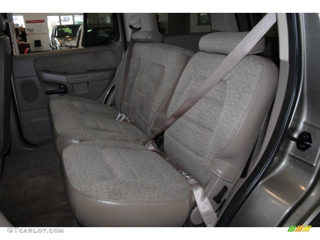 Medium Parchment Interior 2002 Ford Explorer XLS 4x4 Photo #39110485