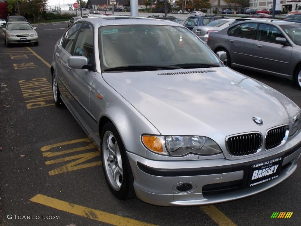 2003 3 Series 330i Sedan - Titanium Silver Metallic / Black photo #7