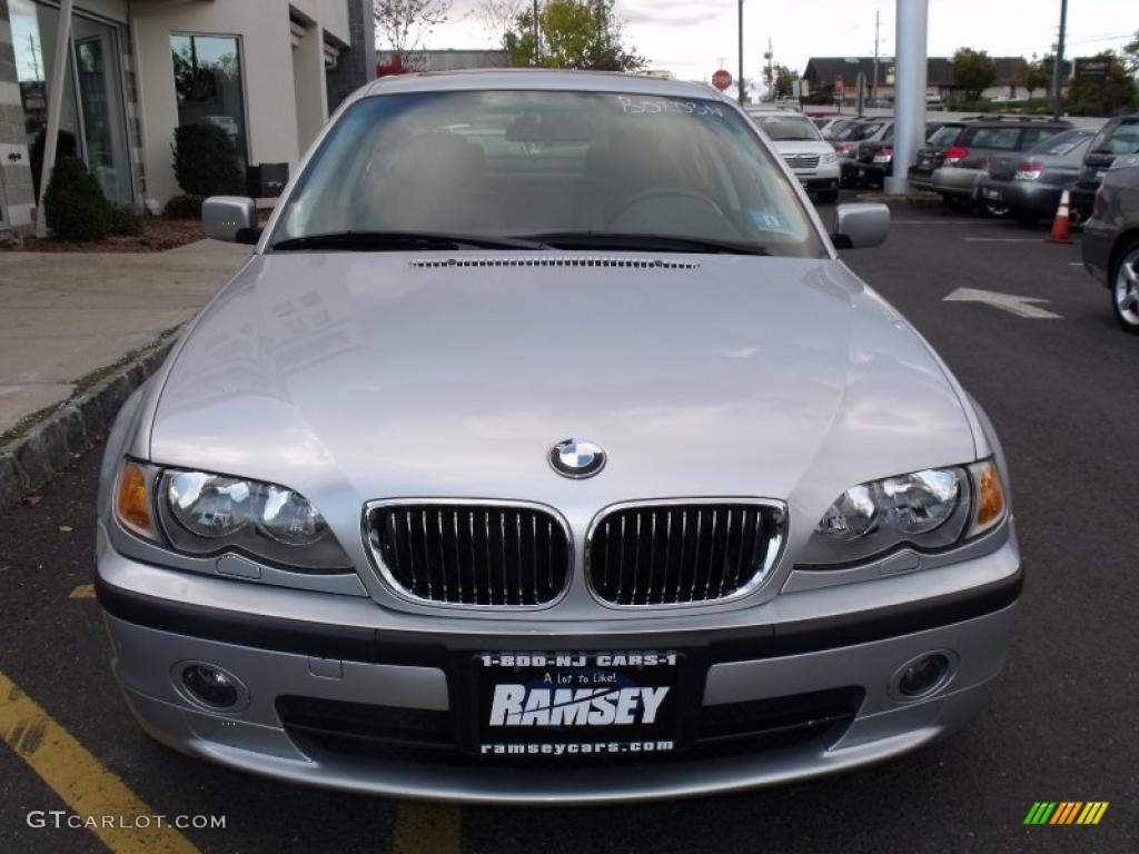 2003 3 Series 330i Sedan - Titanium Silver Metallic / Black photo #8