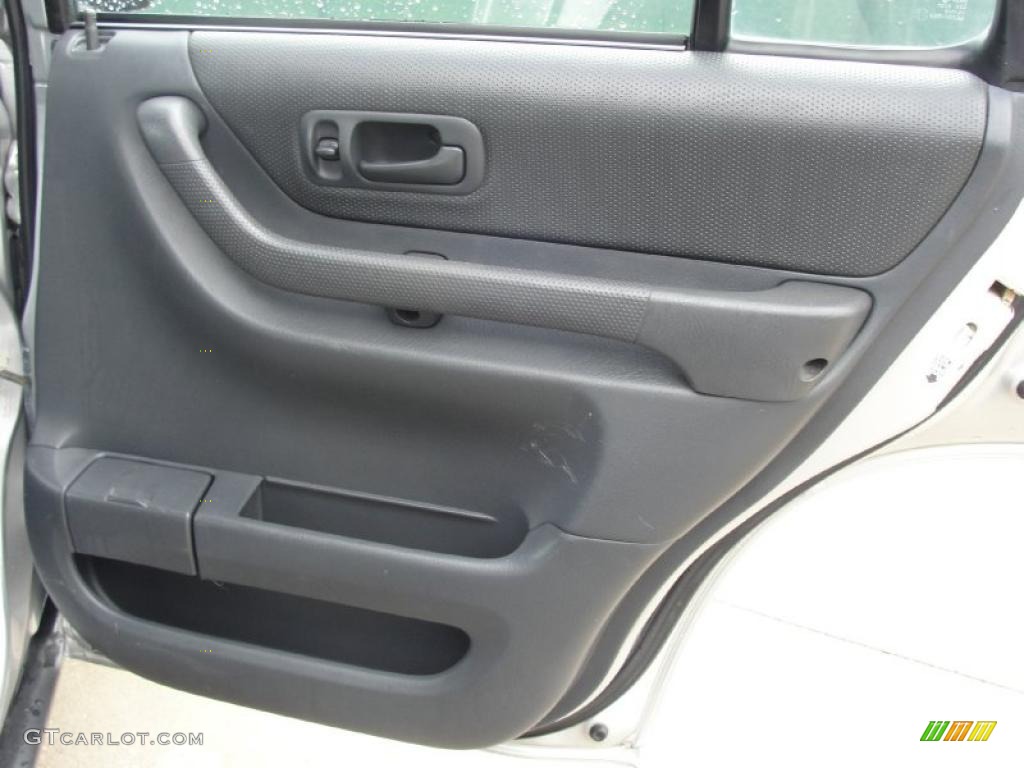 2000 Honda CR-V LX Dark Gray Door Panel Photo #39111733