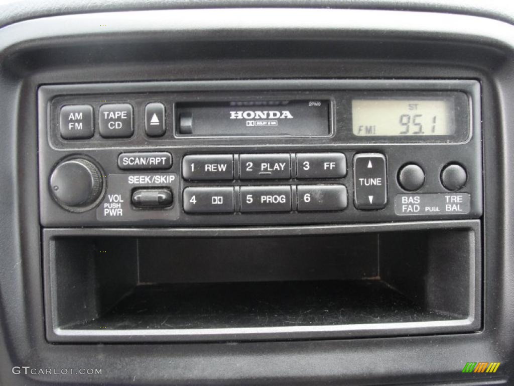 2000 Honda CR-V LX Controls Photo #39111977