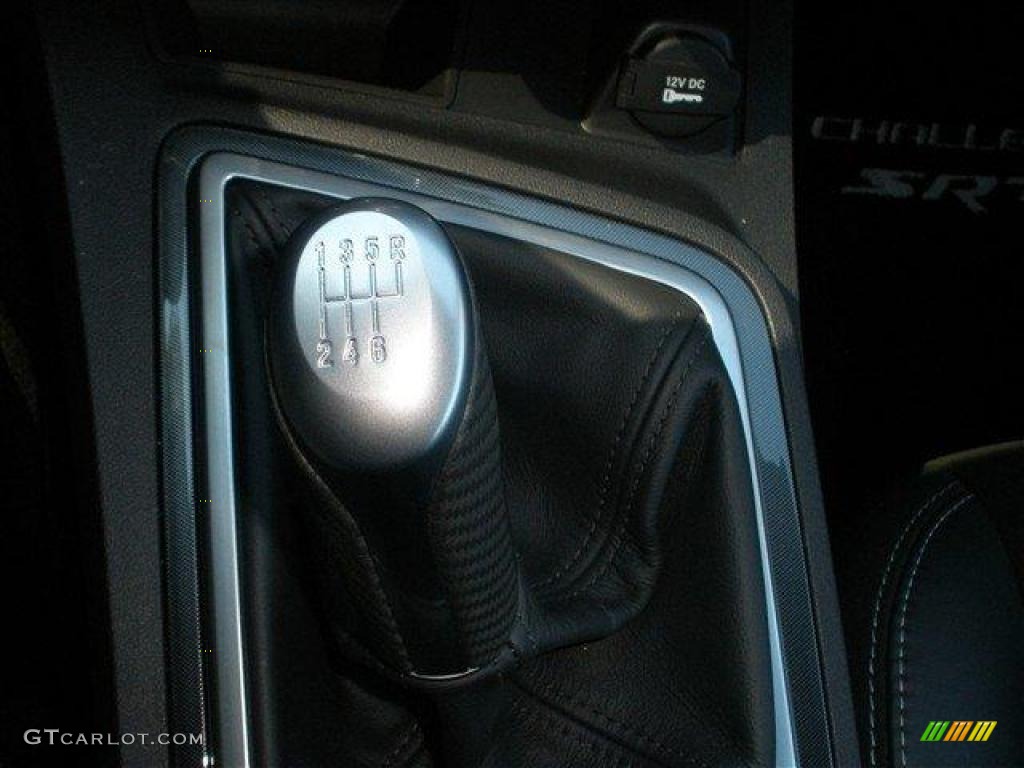 2009 Dodge Challenger SRT8 6 Speed Manual Transmission Photo #39113808