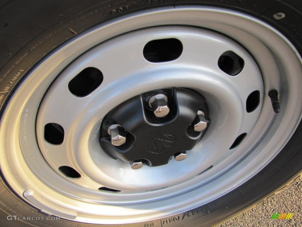 2011 Dodge Ram 1500 ST Quad Cab Wheel Photo #39114176