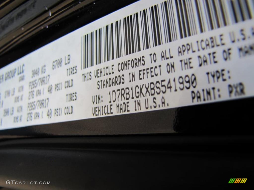 2011 Ram 1500 ST Quad Cab - Brilliant Black Crystal Pearl / Dark Slate Gray/Medium Graystone photo #13