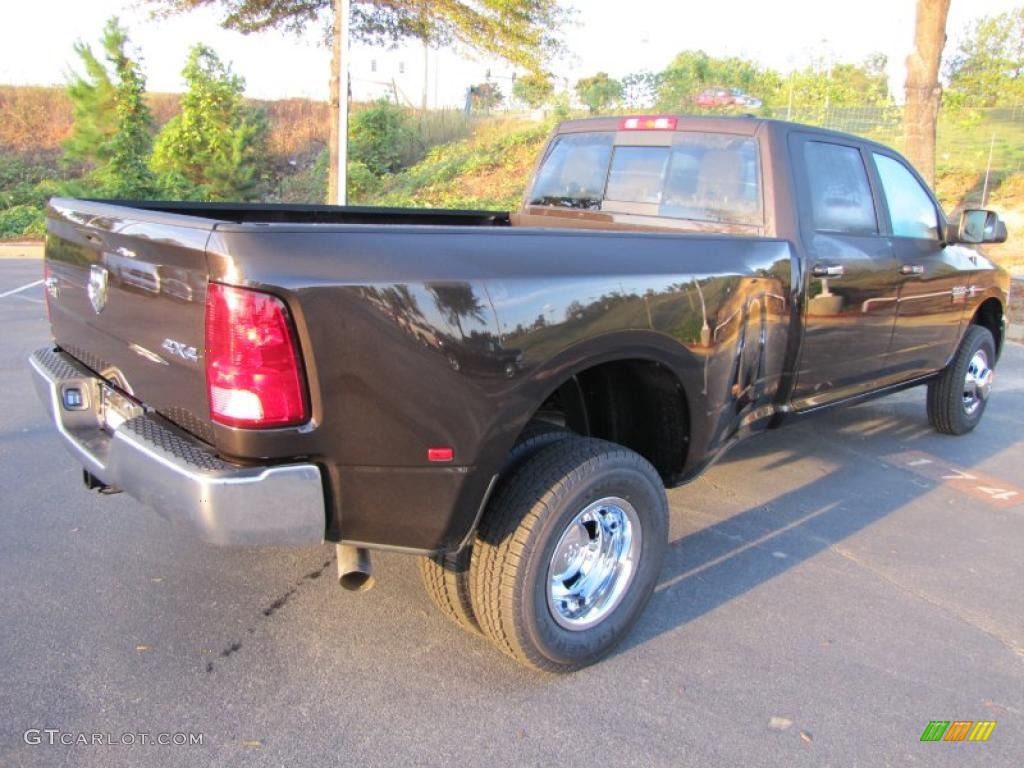 2011 Ram 3500 HD Big Horn Crew Cab 4x4 Dually - Rugged Brown Pearl / Light Pebble Beige/Bark Brown photo #3