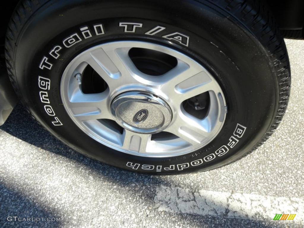 2004 Ford Expedition Eddie Bauer Wheel Photo #39115160
