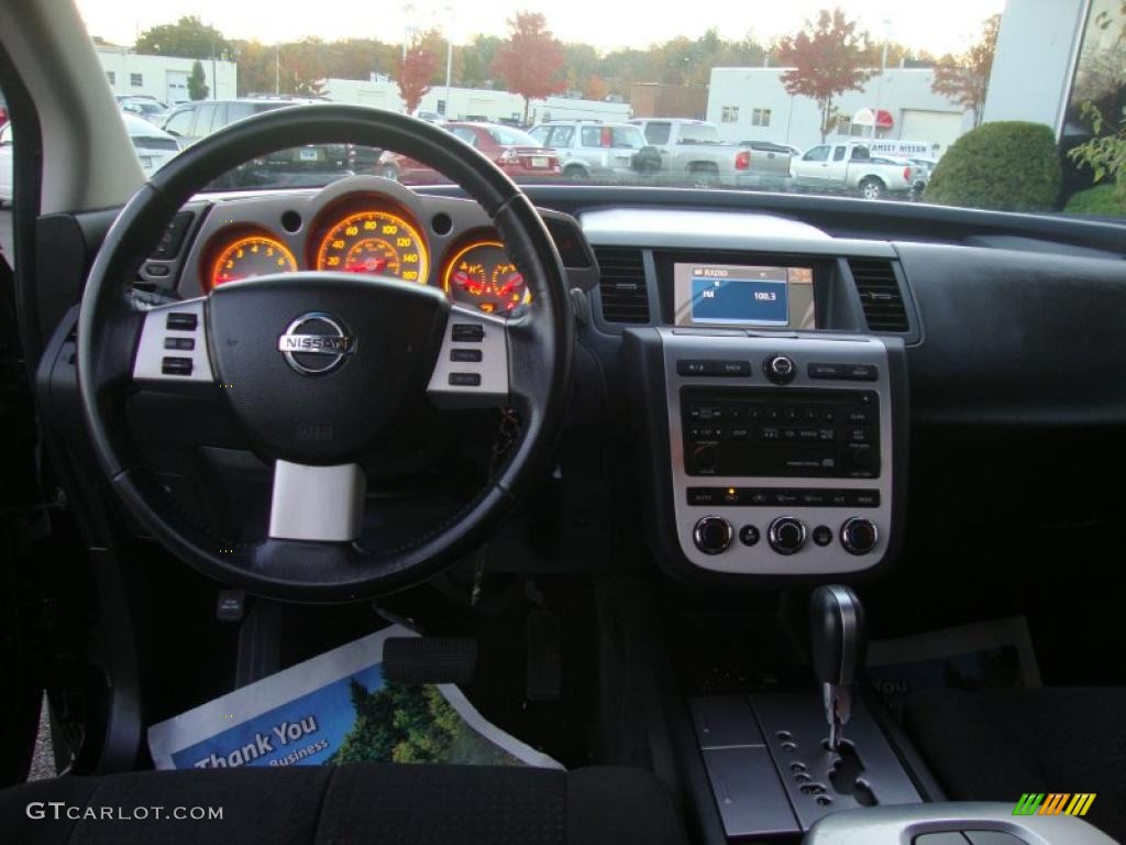 2006 Murano S AWD - Super Black / Charcoal photo #24