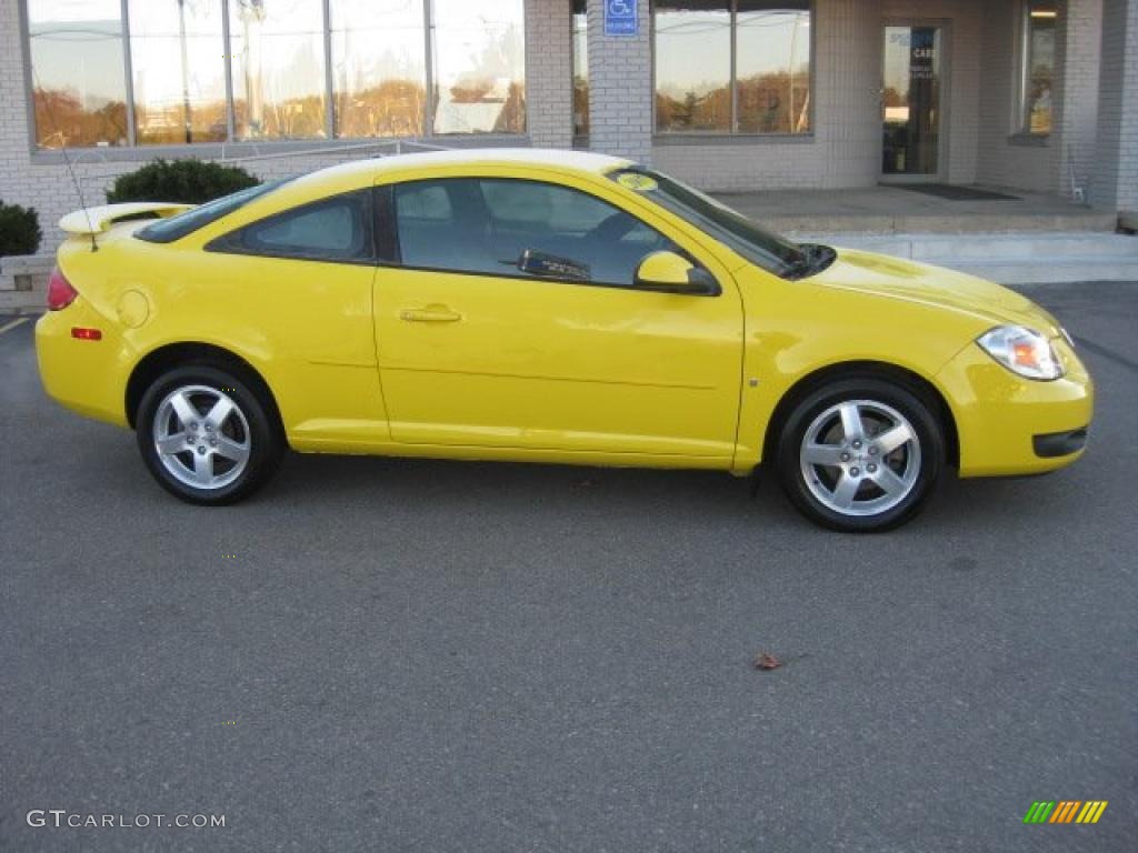 Competition Yellow 2007 Pontiac G5 Standard G5 Model Exterior Photo #39120956