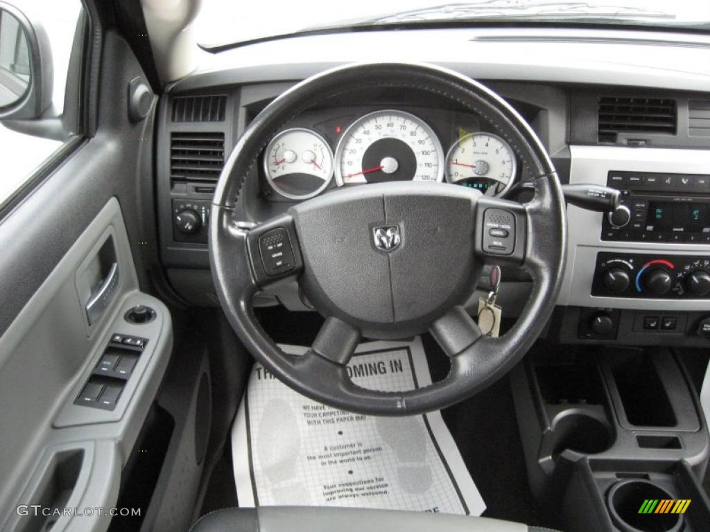2008 Dodge Dakota Laramie Crew Cab 4x4 Dark Slate Gray/Medium Slate Gray Steering Wheel Photo #39122142