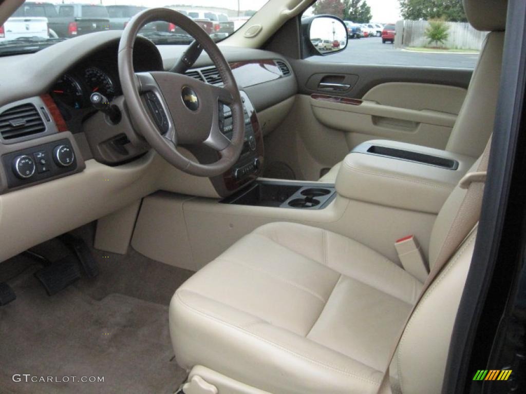 Light Cashmere/Dark Cashmere Interior 2010 Chevrolet Tahoe LT 4x4 Photo #39122230