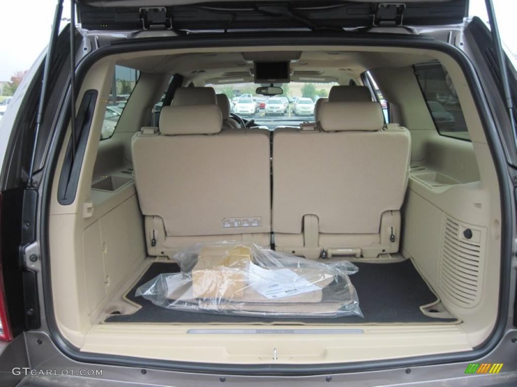 2011 Cadillac Escalade ESV Luxury AWD Trunk Photo #39122330