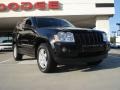 Black - Grand Cherokee Laredo 4x4 Photo No. 1