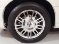 2006 Lincoln Town Car Signature Limited Wheel and Tire Photo