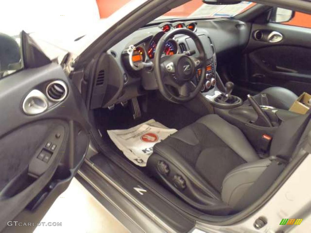 Black Leather Interior 2009 Nissan 370Z Sport Touring Coupe Photo #39126939