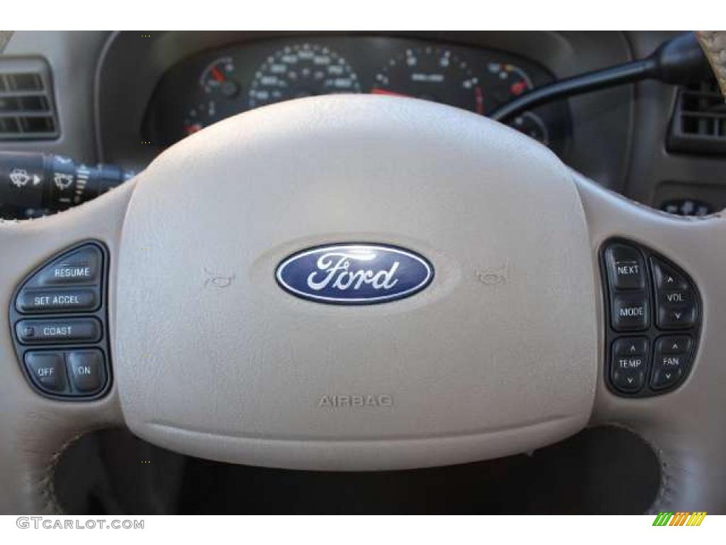 2003 Ford Excursion Limited 4x4 Controls Photo #39127271