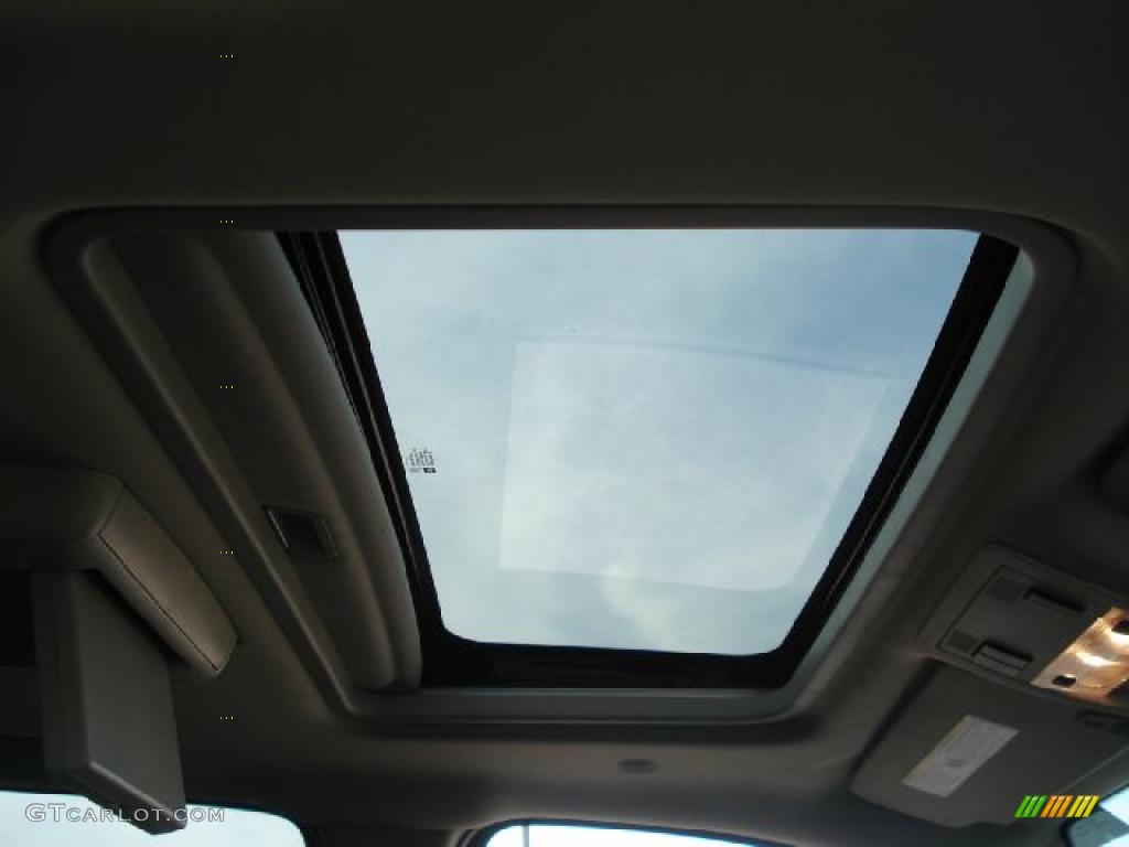 2007 GMC Sierra 1500 Denali Crew Cab 4WD Sunroof Photos