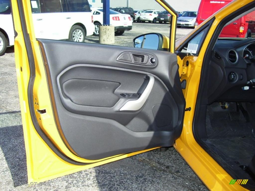2011 Ford Fiesta SES Hatchback Charcoal Black/Blue Cloth Door Panel Photo #39127923